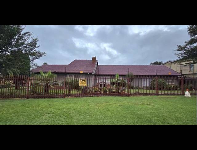 3 BEDROOM HOUSE FOR SALE IN BRACKENHURST